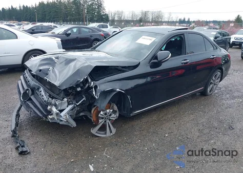 2015 Mercedes-Benz C 300 4Matic from USA, damaged, VIN 55SWF4KB9FU021064